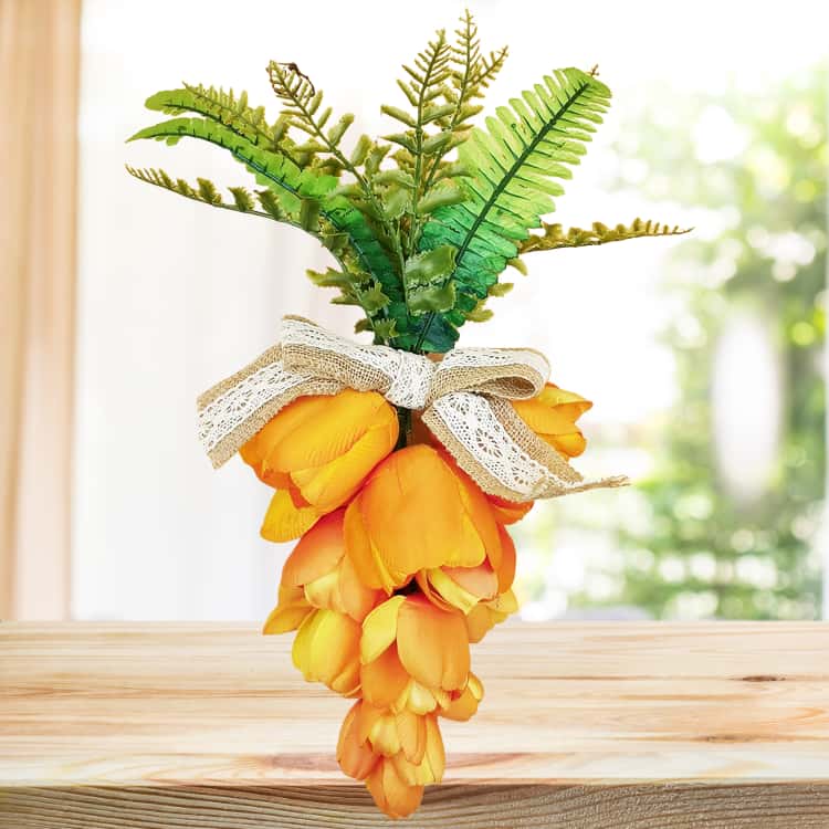 Spring carrot door hanger